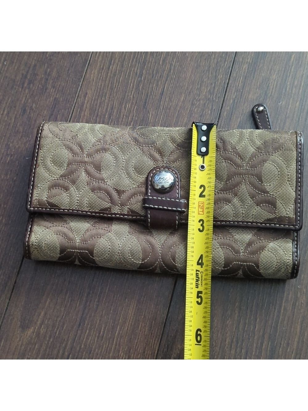 Coach Wallet - Picture 6 of 7